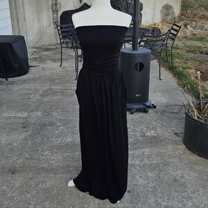 Elegant Black Off-Shoulder Maxi Dress